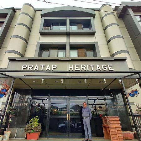 Hotel Pratap Heritage Mahābaleshwar Buitenkant foto