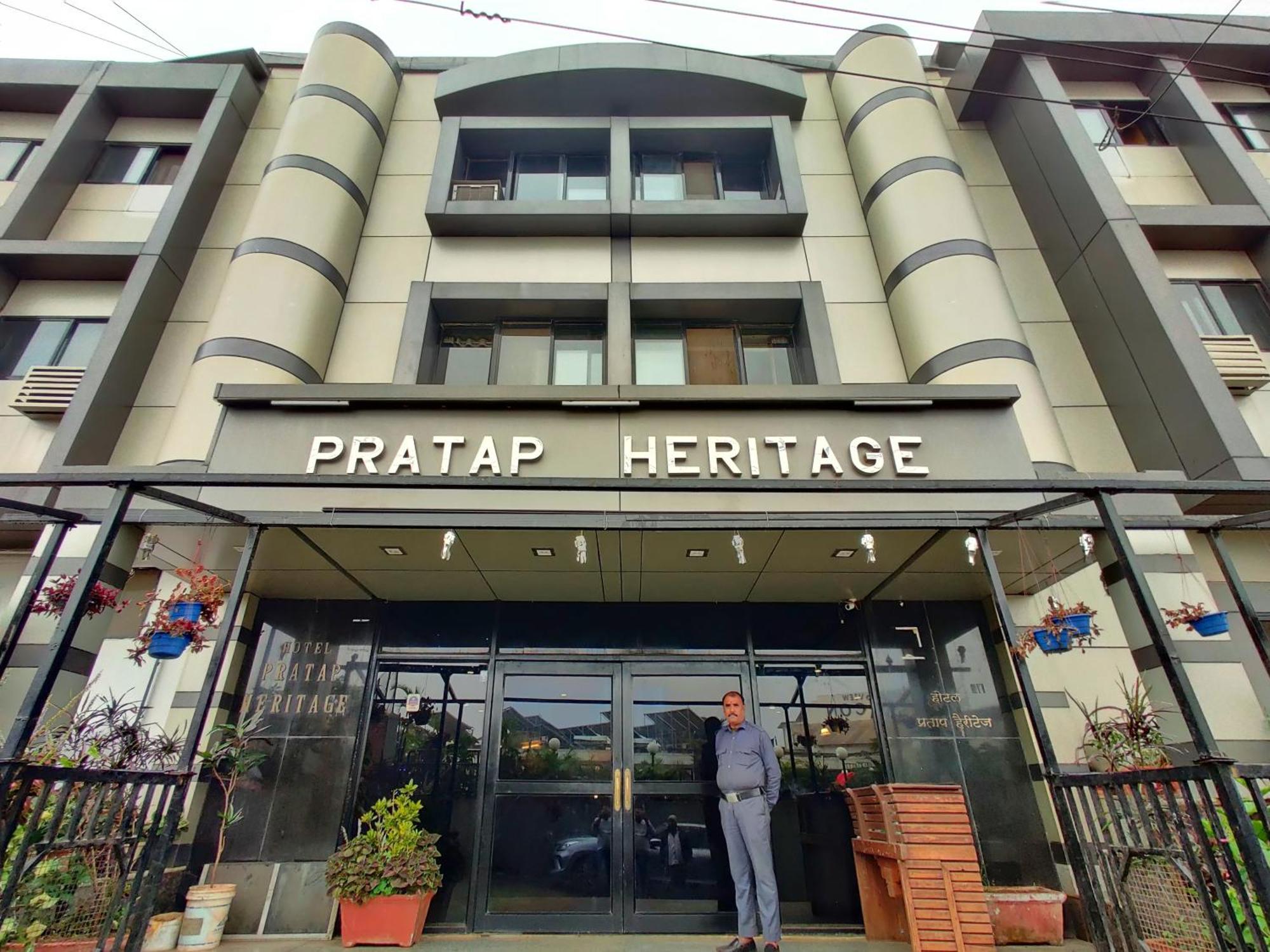 Hotel Pratap Heritage Mahābaleshwar Buitenkant foto